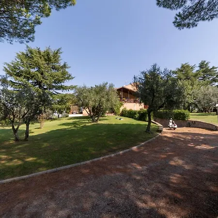 Dei Gelsomini, Residenza Nel Viterbo